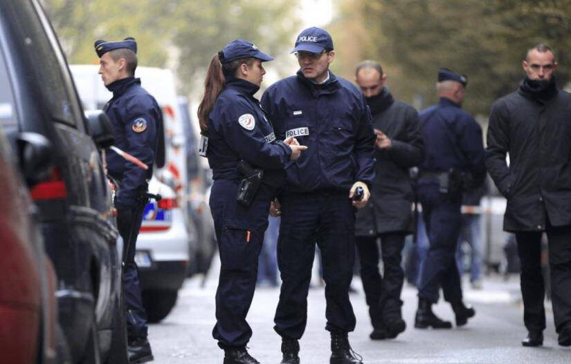 Γαλλία: Ληστής κρατά ομήρους σε καπνοπωλείο κοντά στην Τουλούζη