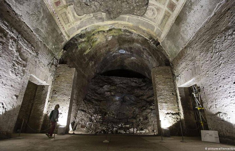 Ιταλία: Αρχαιολόγοι ανακάλυψαν νέα αίθουσα στον “Χρυσό Οίκο” του Νέρωνα