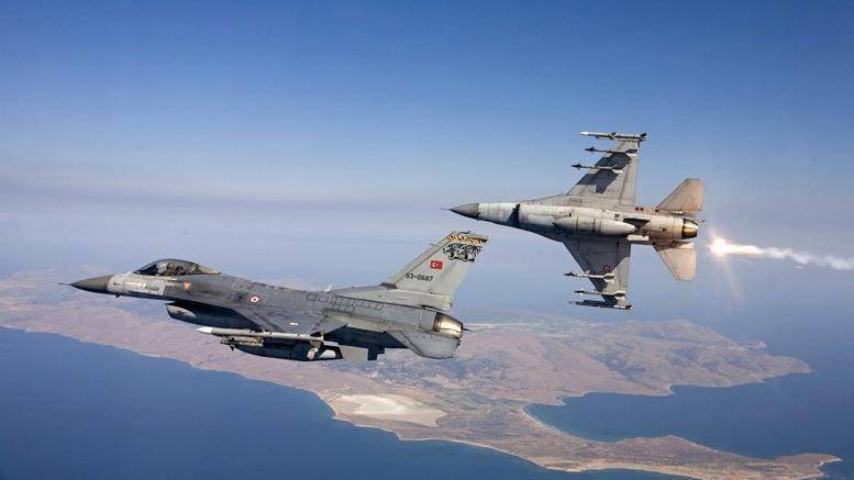 Πτήσεις τουρκικών μαχητικών πάνω από τις Οινούσσες και την Χίο