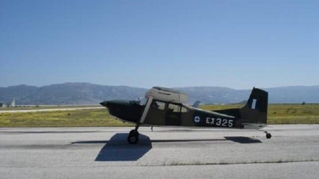 Ανατροπή αεροσκάφους της Αεροπορίας Στρατού