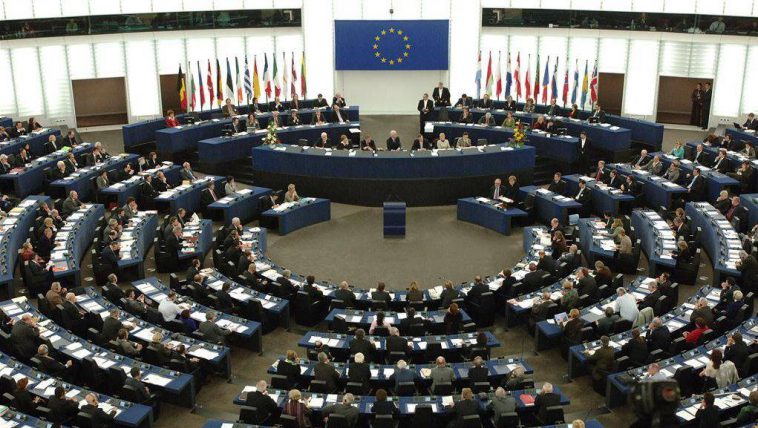 Ευρωπαϊκό Κοινοβούλιο: H πρώτη εκτίμηση για την κατανομή των εδρών