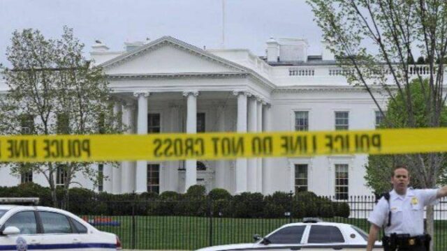 ΗΠΑ: Άνδρας αυτοπυρπολήθηκε έξω από τον Λευκό Οίκο