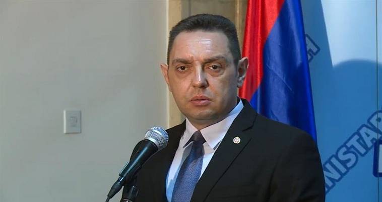 Σέρβος υπουργός Άμυνας: Αν δεν μας θέλει η Ευρώπη, υπάρχουν άλλοι που μας θέλουν