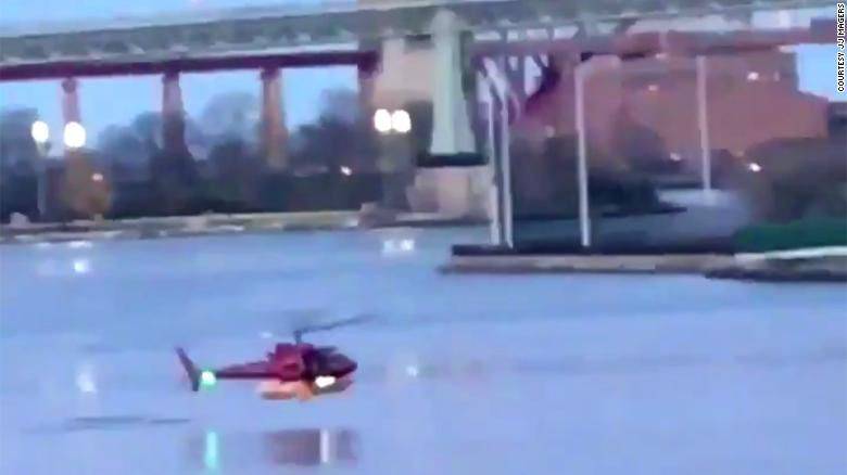 ΗΠΑ: Ελικόπτερο συνετρίβη σε κτίριο στο Μανχάταν