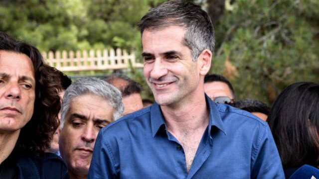 Ευρεία νίκη του Κώστα Μπακογιάννη στον δήμο Αθηναίων