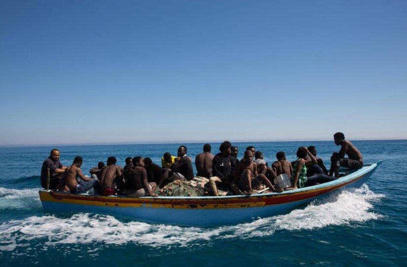 Τυνησία: Οι αρχές αρνούνται να παραλάβουν 75 διασωθέντες μετανάστες