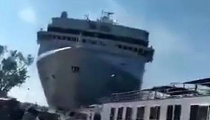 Ιταλία: Σύγκρουση πλοίων στη Βενετία με τραυματίες