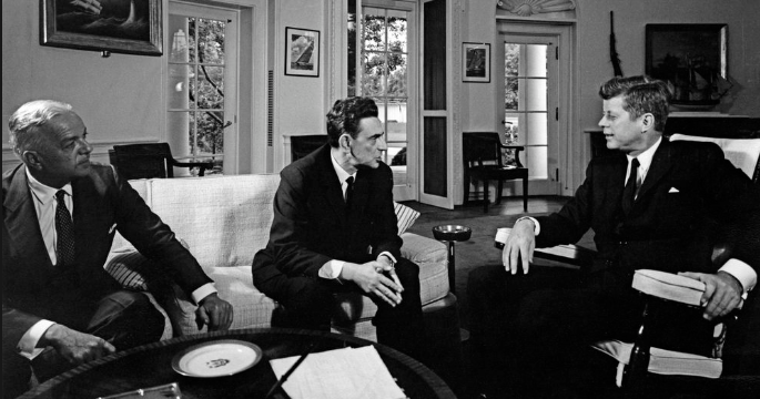 Οι ελληνικές αυταπάτες το 1976 για την τουρκική επιθετικότητα - slpress.gr