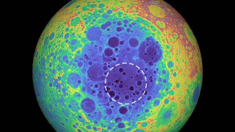 Βρέθηκε τεράστια μεταλλική μάζα στην αόρατη πλευρά της Σελήνης;
