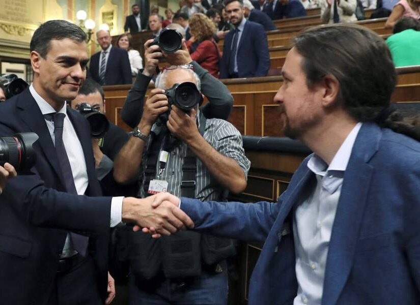 Συμφώνησαν για κυβέρνηση Σάντσεθ και Podemos
