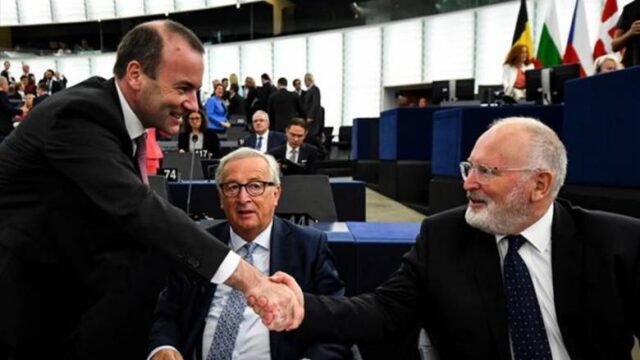 “Μοιρασιά” στην ΕΕ βλέπουν οι Financial Times – Τι αναλαμβάνουν Βέμπερ και Τίμερμανς