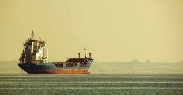 Βρετανία: Η BP δε θα οδηγήσει τα δεξαμενόπλοιά της μέσω του Στενού του Χορμούζ