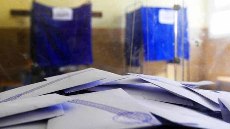 Παραδόθηκαν στον Βούτση τα επίσημα αποτελέσματα των εκλογών
