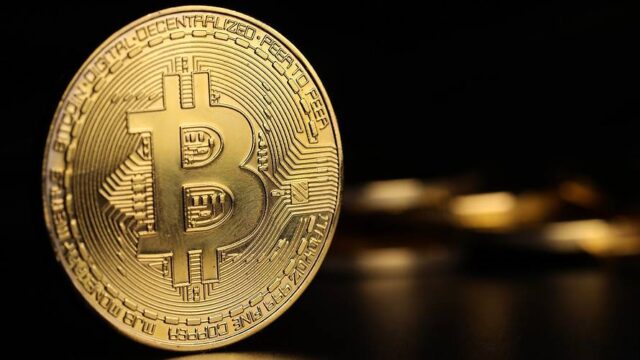Bitcoin: Σήμερα νέα «βουτιά» 9%