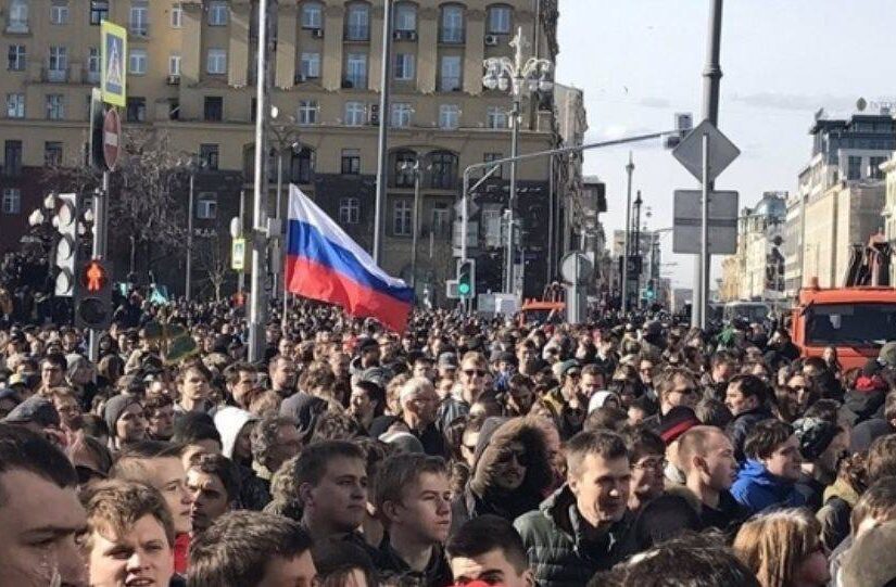 Μόσχα: Διαδηλώσεις για τον αποκλεισμό ανεξάρτητων υποψηφίων από τις εκλογές