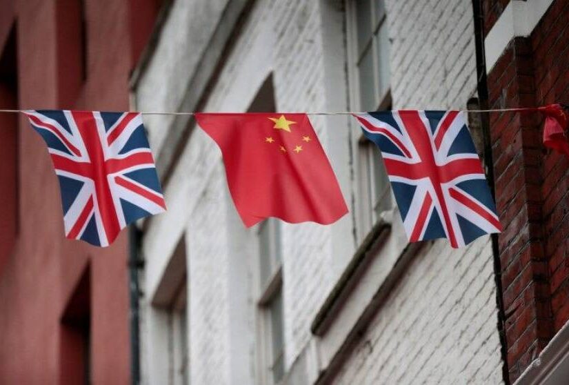 Βρετανία: Το Λονδίνο κάλεσε για εξηγήσεις τον Κινέζο πρέσβη για “απαράδεκτες δηλώσεις”