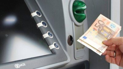 Σε ισχύ από σήμερα η νέα αύξηση στον κατώτατο μισθό - Διαμορφώνεται στα 920 ευρώ