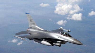 Χτύπησε ισραηλινό F-16 το Ιράν – Στα 4.000 χλμ το εύρος ιρανικών πυραύλων – Ισραήλ: Οι ΗΠΑ έπληξαν τον πυρηνικό σταθμό