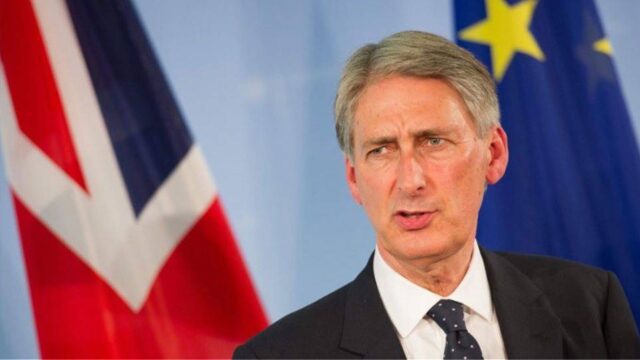 Βρετανία: Ο υπουργός Οικονομικών θέλει να αποτρέψει Brexit χωρίς συμφωνία