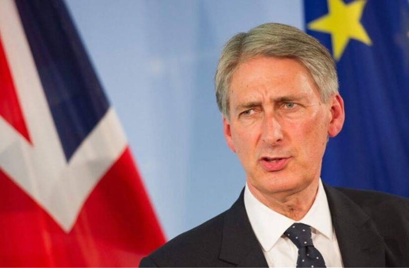 Βρετανία: Ο υπουργός Οικονομικών θέλει να αποτρέψει Brexit χωρίς συμφωνία