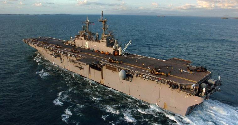 USS Boxer κατέρριψε ιρανικό drone στα Στενά του Ορμούζ