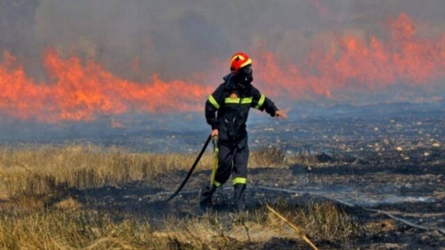 Χανιά: Σε εξέλιξη πυρκαγιά στον Σέμπρωνα