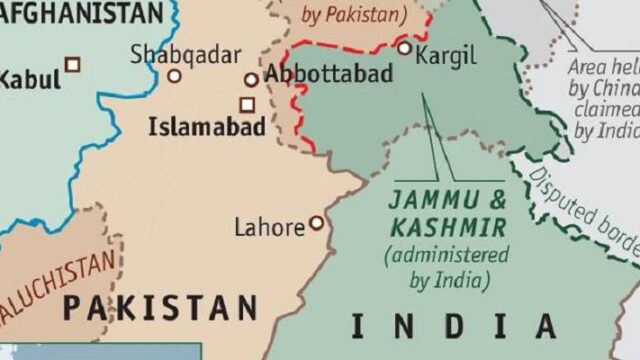 “Πυροσβέστης” μεταξύ Ινδίας και Πακιστάν οι ΗΠΑ για το Κασμίρ