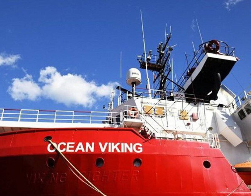Πήρε άδεια το Ocean Viking να αποβιβάσει μετανάστες στην Ιταλία