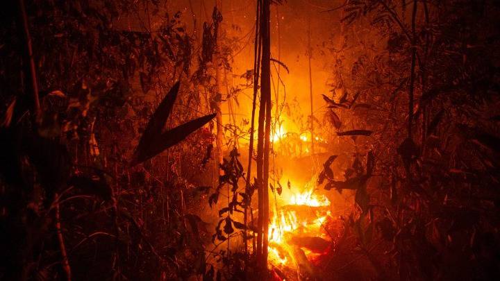 Εξαπλώνεται η φωτιά στον Αμαζόνιο…