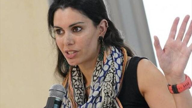 Ικαρία: Θρίλερ με την εξαφάνιση την Βρετανής… μυστήριο με το κινητό