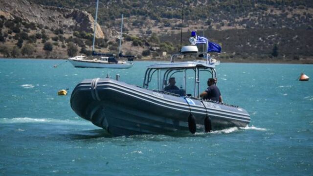 Γυάρος: Βρέθηκε το σκάφος με τους 2 επιβάτες