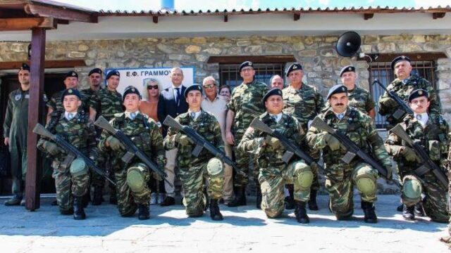 Μονάδες και φυλάκια στην Καστοριά επισκέφθηκε ο Στεφανής