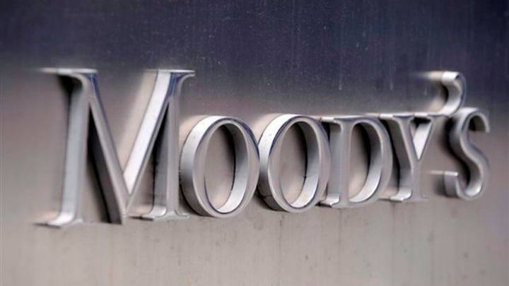 Moody’s: Η εξόφληση του ΔΝΤ βελτιώνει τη βιωσιμότητα του χρέους