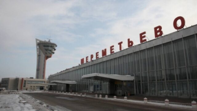 Σύγκρουση αεροπλάνων στο αεροδρόμιο της Μόσχας