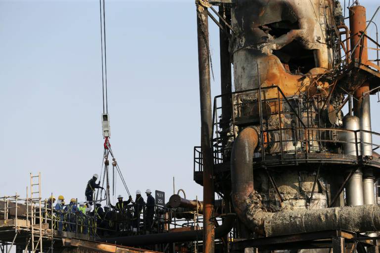 Φωτογραφίες από τις κατεστραμμένες εγκαταστάσεις της Aramco δημοσιοποίησε η Σαουδική Αραβία