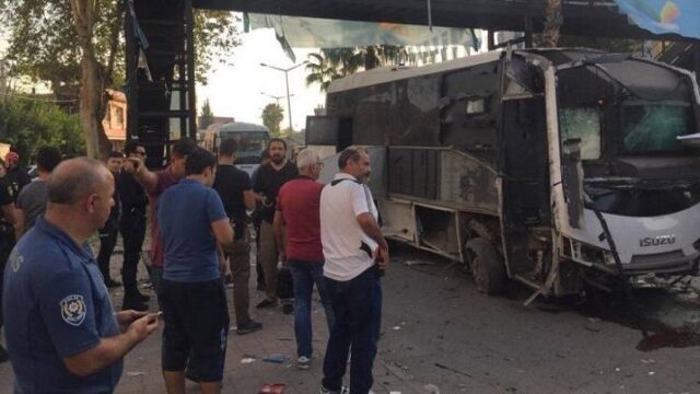 Τουρκία: Βόμβα κατά λεωφορείου με αστυνομικούς, 8 τραυματίες (upd. 2)