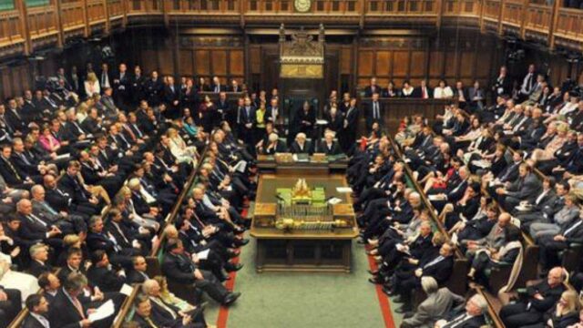 Απορρίφθηκε το αίτημα ακύρωσης της αναστολής λειτουργίας του Βρετανικού Κοινοβουλίου