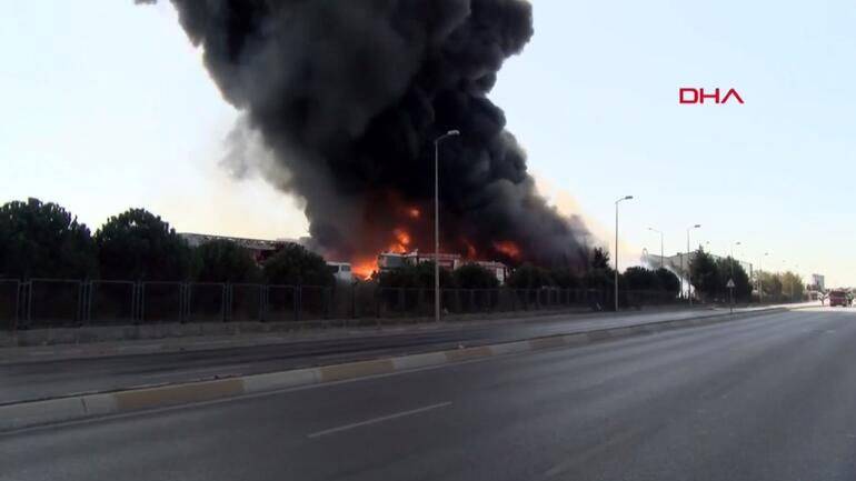 Μεγάλη φωτιά σε βιομηχανική ζώνη κοντά στην Κωνσταντινούπολη