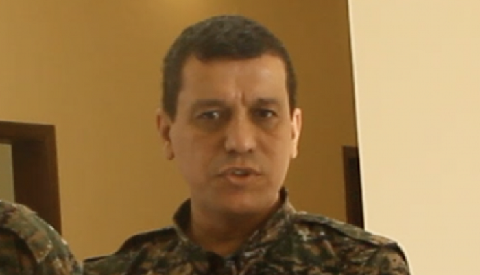 Γερουσιαστές: Να έρθει στις ΗΠΑ και να μιλήσει ο Κούρδος αρχηγός των SDF