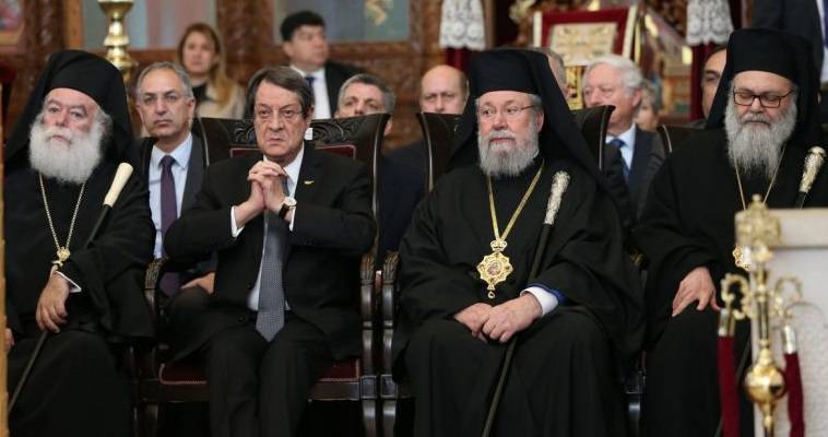 Βασίλειο διαπλοκής με τις ευλογίες της Εκκλησίας η Κύπρος, Κώστας Βενιζέλος