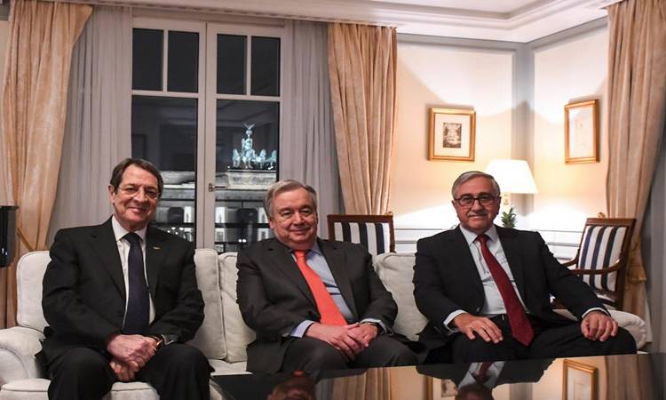 Συμβιβασμό στο Κυπριακό βλέπει η Μόσχα, μετά την τριμερή του Βερολίνου