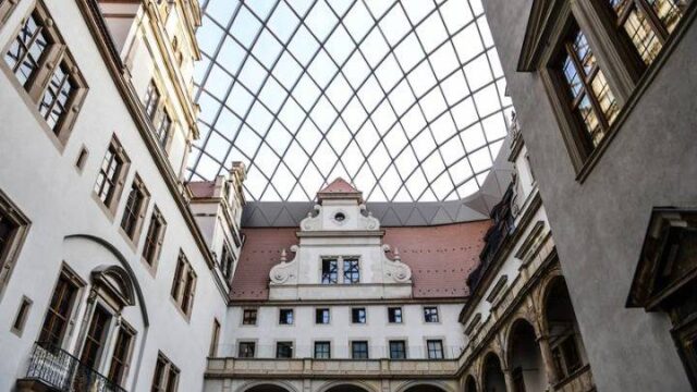 500.000 ευρώ προσφέρει η γερμανική αστυνομία, έναντι στοιχείων που θα βοηθήσουν στον εντοπισμό των ληστών του μουσείου της Δρέσδης