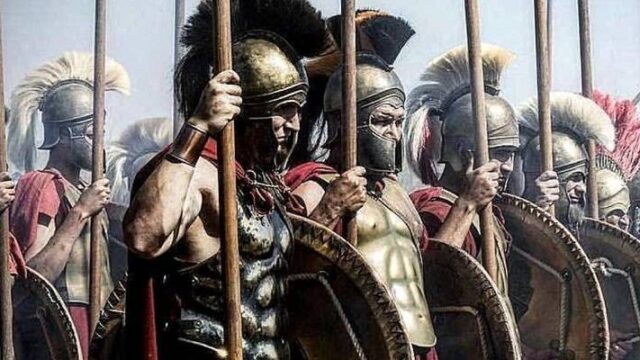 Ο Έλληνας τύραννος, ο ελιγμός και η ισοπέδωση των “βαρβάρων” εχθρών