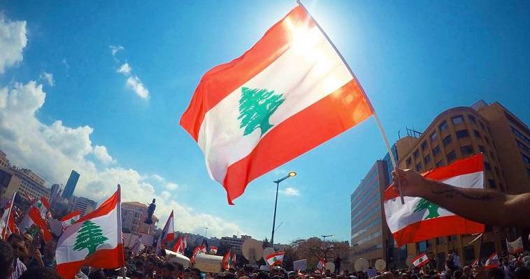Βίαια επεισόδια στον Λίβανο… λόγω οικονομικής κρίσης, στόχος οι τράπεζες