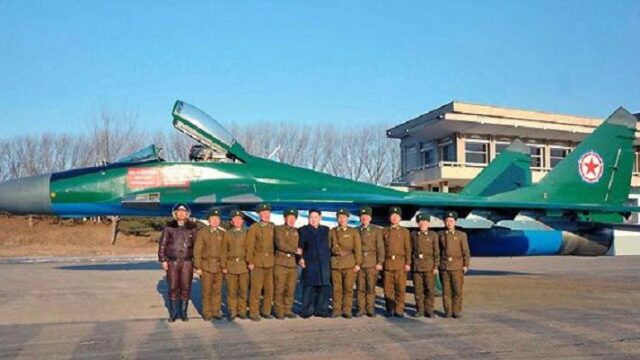 Προετοιμασίες; Συνεδρίασε το στρατιωτικό συμβούλιο της Βόρειας Κορέας