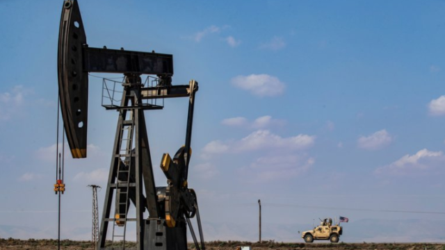 Φλερτάρουν με εγκλήματα πολέμου οι ΗΠΑ - Τι κάνουν με το ξένο πετρέλαιο στη Συρία, David Welna