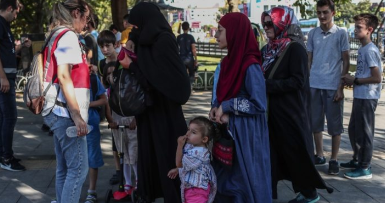 Συστηματικές αποστολές μεταναστών στην Κύπρο από Τουρκία - Σε κατάσταση συναγερμού η Λευκωσία!,Κώστας Βενιζέλος