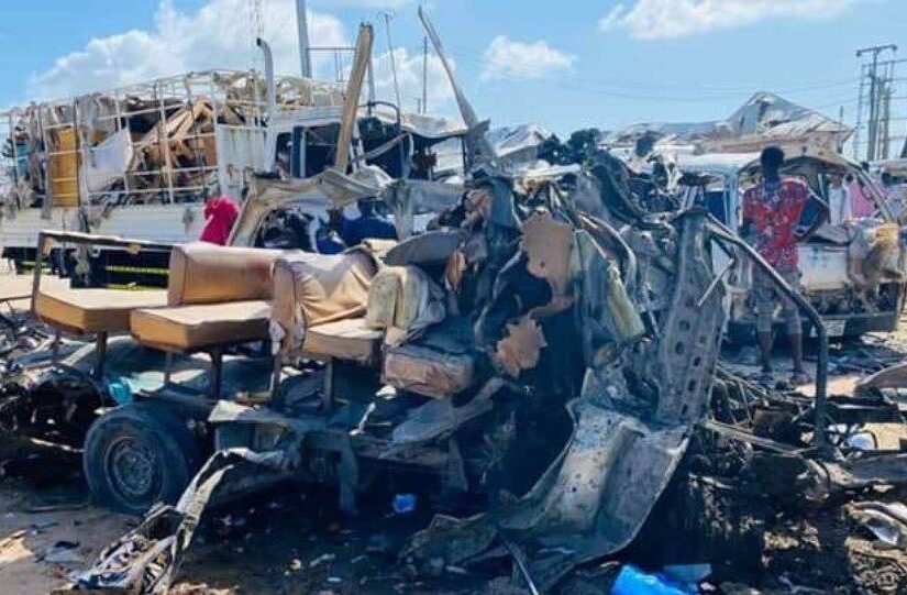 Πολύνεκρη επίθεση με παγιδευμένο αυτοκίνητο στη Σομαλία