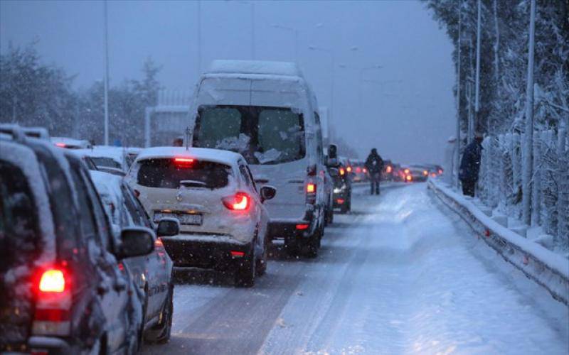 Θεσσαλονίκη: Απαγόρευση κυκλοφορίας για τα βαρέα οχήματα λόγω χιονόπτωσης