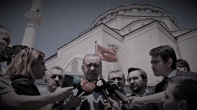 9+1 ελληνικές ψευδαισθήσεις για την Τουρκία, Πέτρος Ζαρούνας